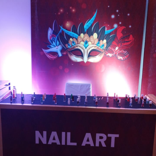 Nail art on rent (Delhi, Gurugram, Udaipur)